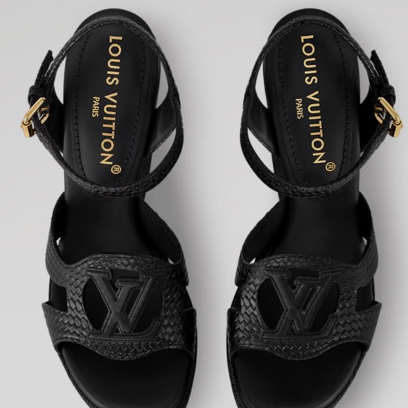 Louis Vuitton Women's Black Sandals- worn once- in a box - Picture 1 of 1